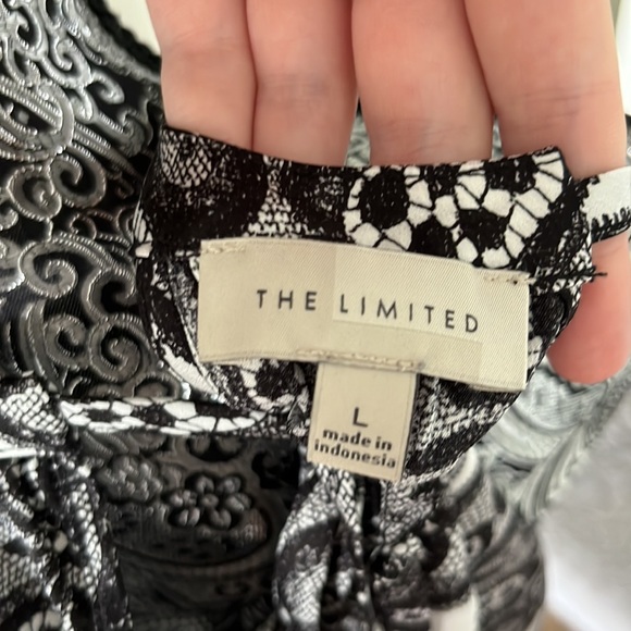 The Limited Shirt - Picture 5 of 5